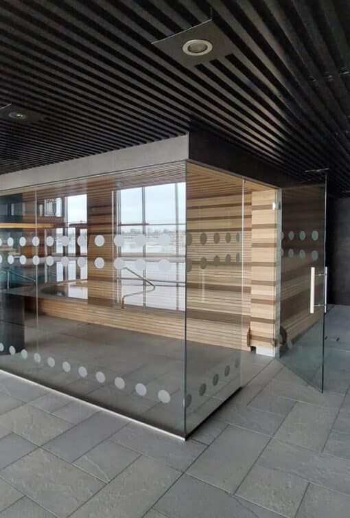 STIKLA DURVIS - SAUNAS UN TVAIKA KABĪŅU INDIVIDUĀLIE RISINĀJUMI - Saunas un tvaika kabīņu individuālie risinājumi